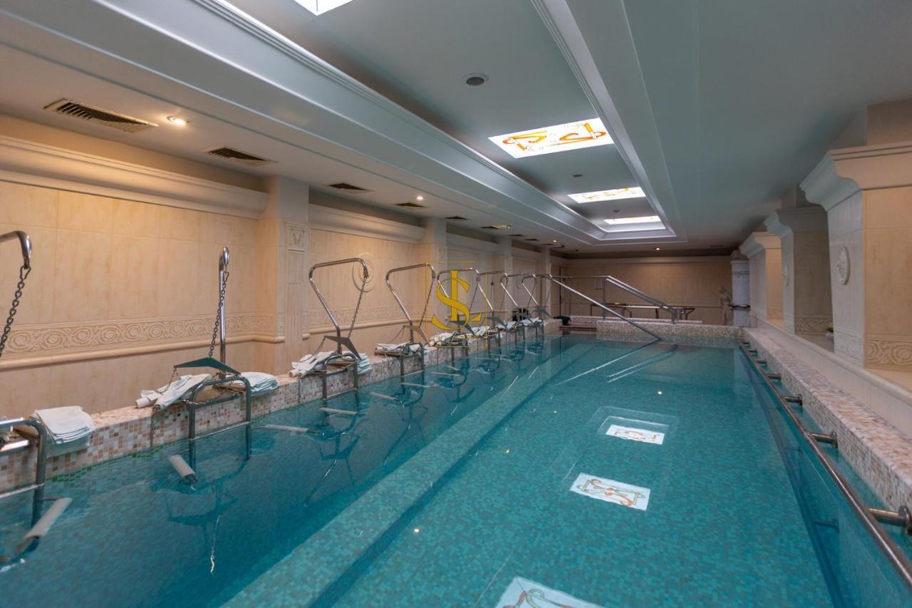 Flavius Spa Residence Heviz Bagian luar foto